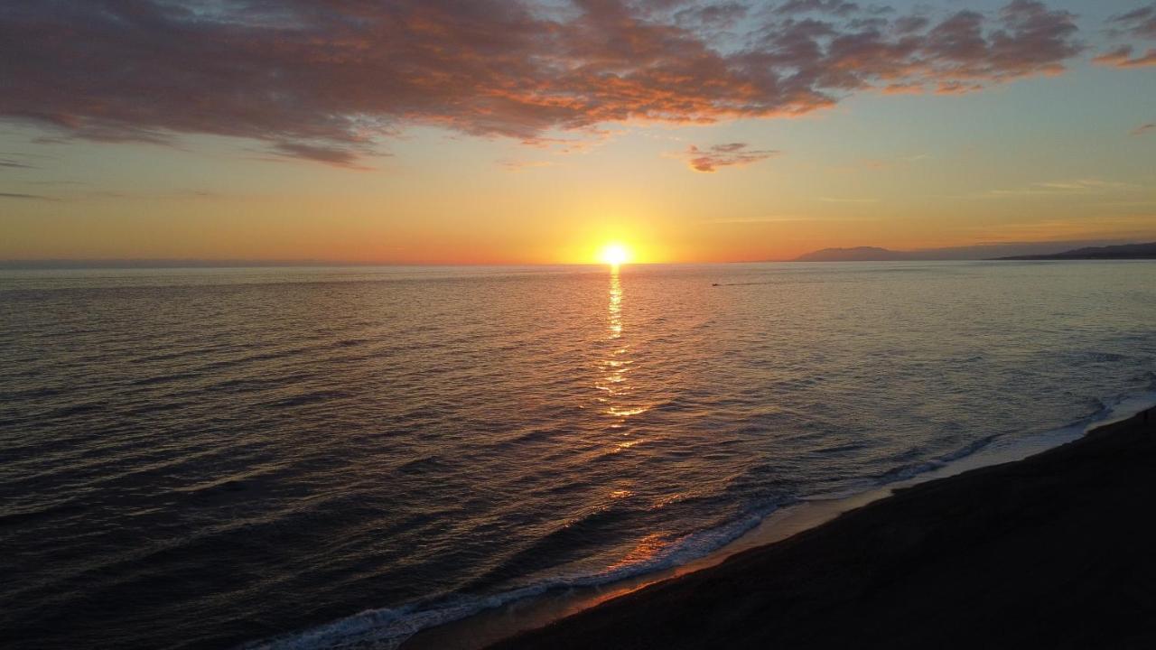 Laguna Beach Wohnung Mit Freiem Meerblick Torrox Dış mekan fotoğraf