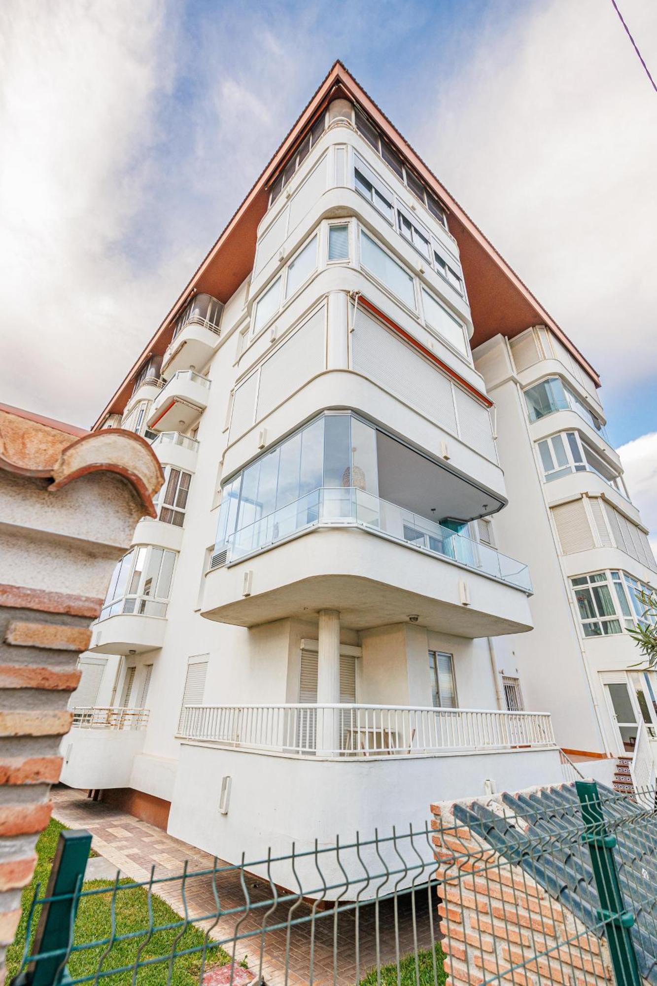 Laguna Beach Wohnung Mit Freiem Meerblick Torrox Dış mekan fotoğraf