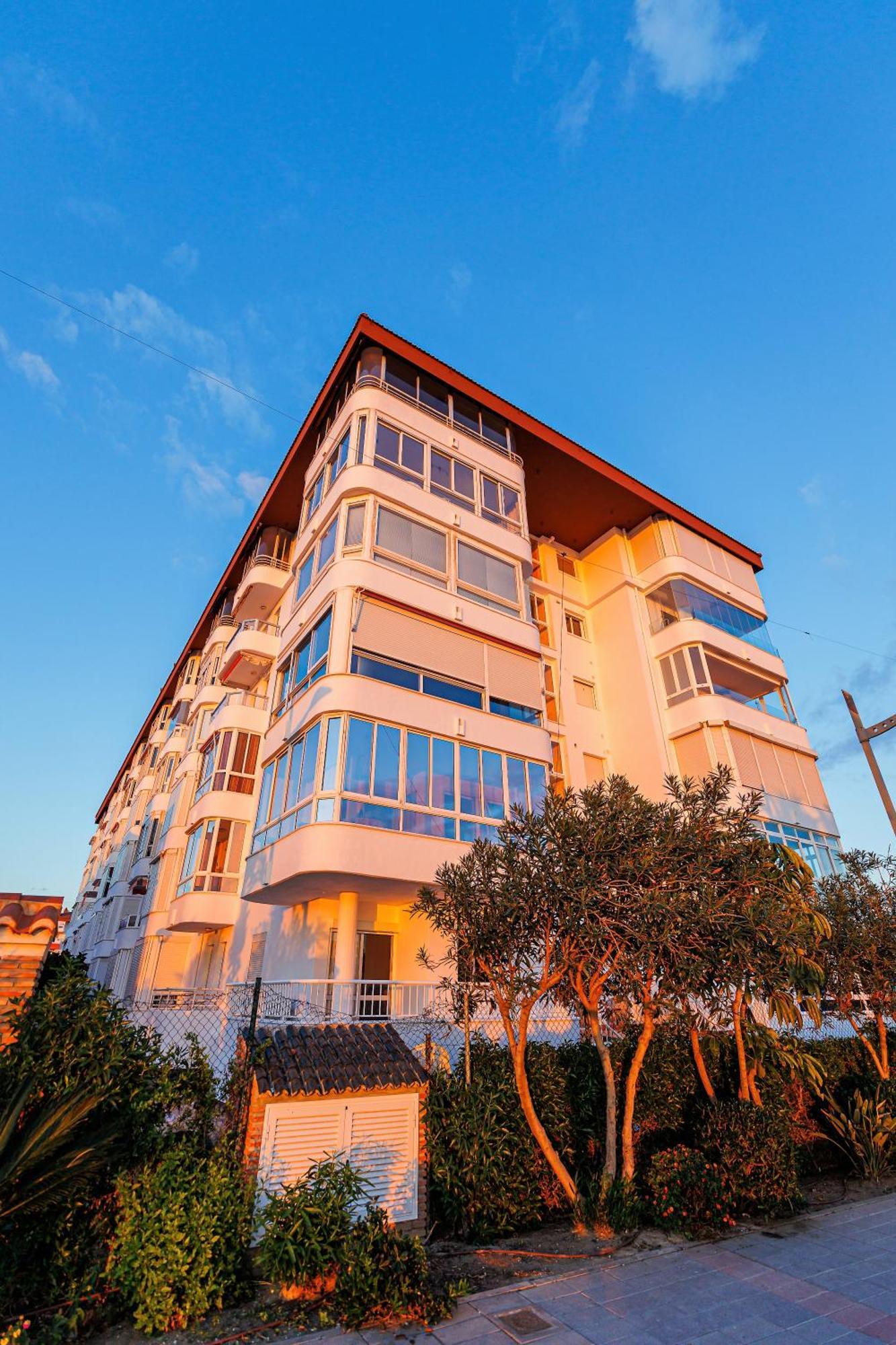 Laguna Beach Wohnung Mit Freiem Meerblick Torrox Dış mekan fotoğraf